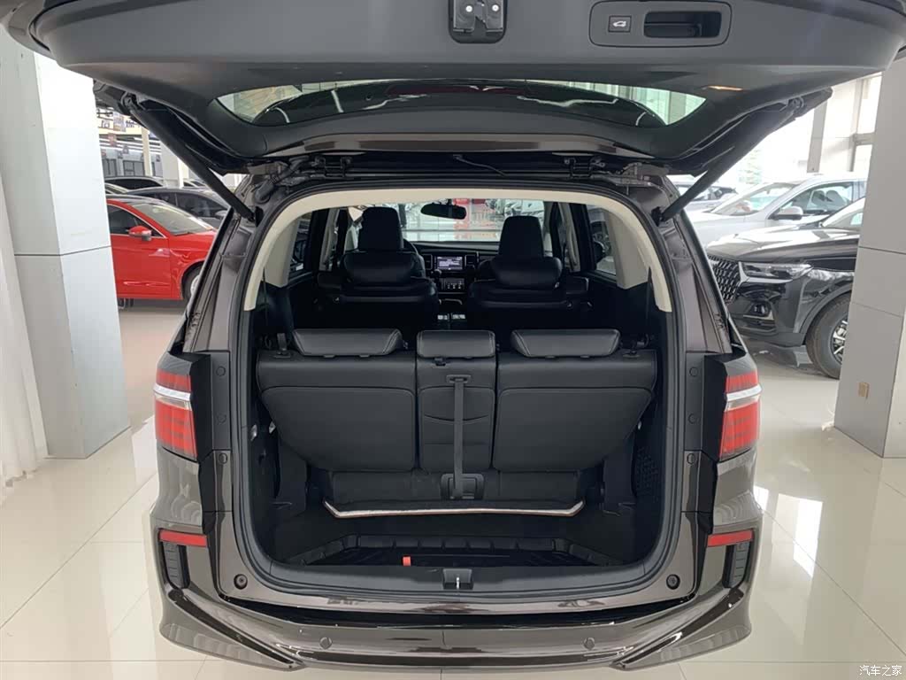 Honda Elysion, 2018 13