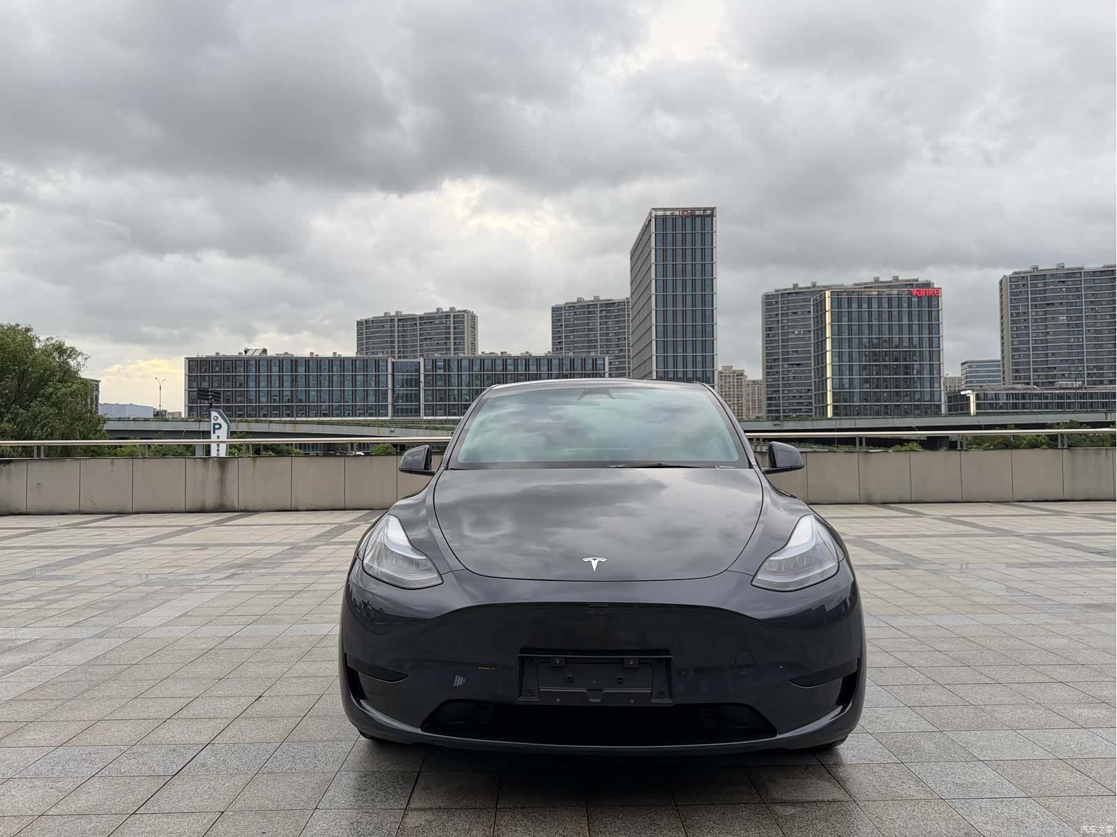 Tesla Model Y, 2024 2