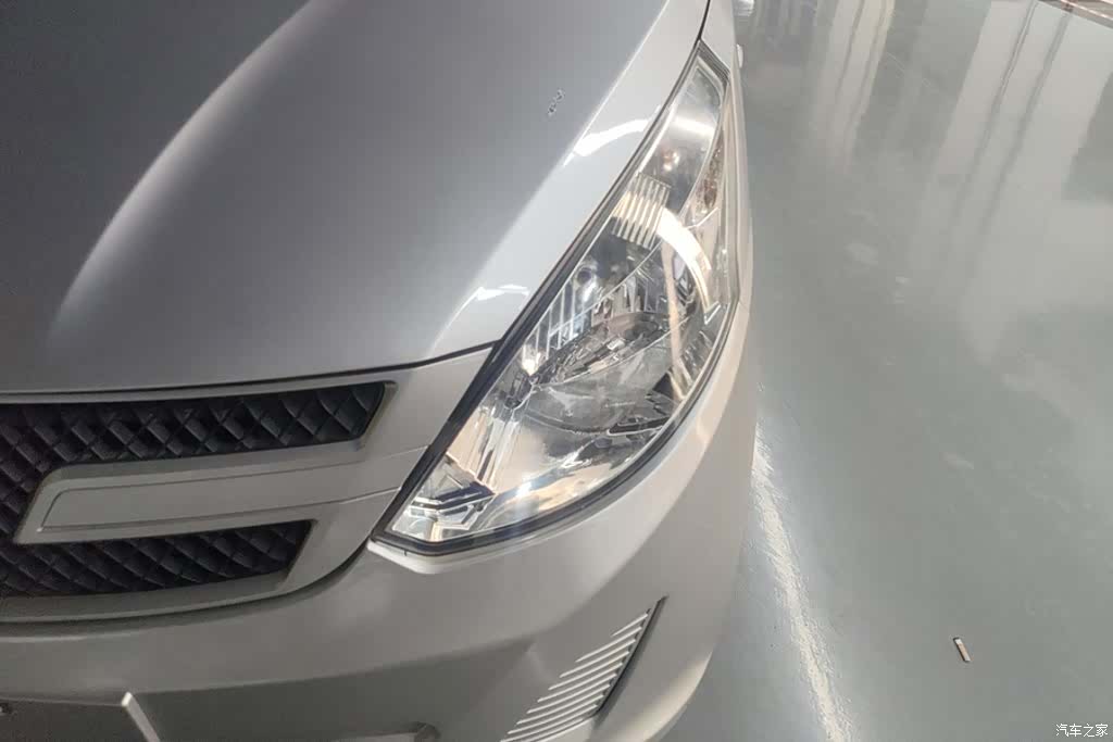 Wuling V, 2019 все фото