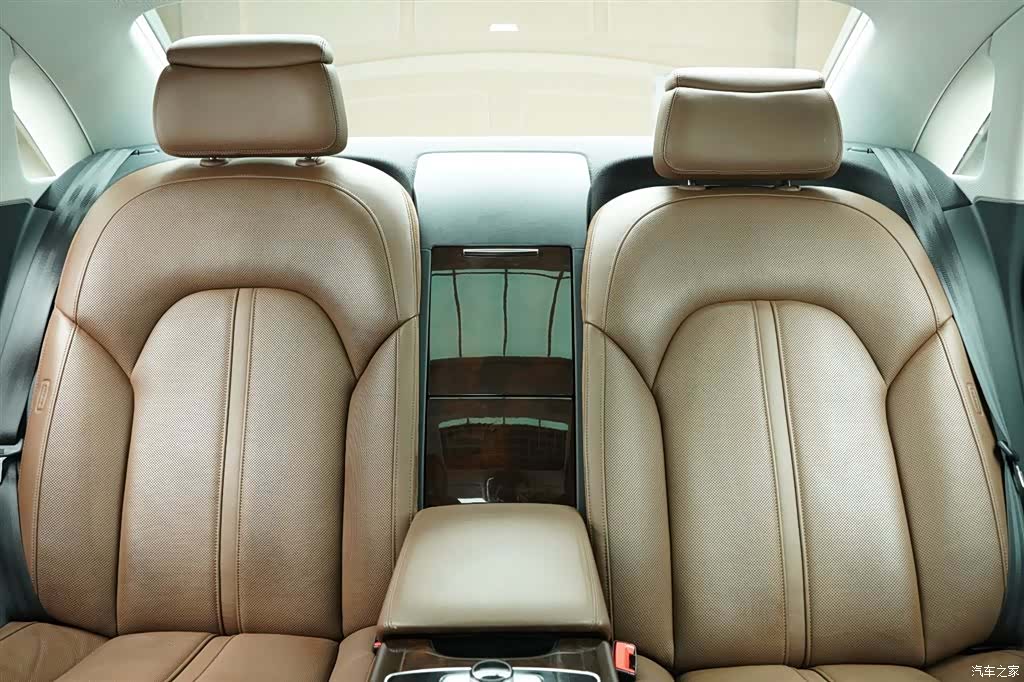 Audi A8L, 2014 30
