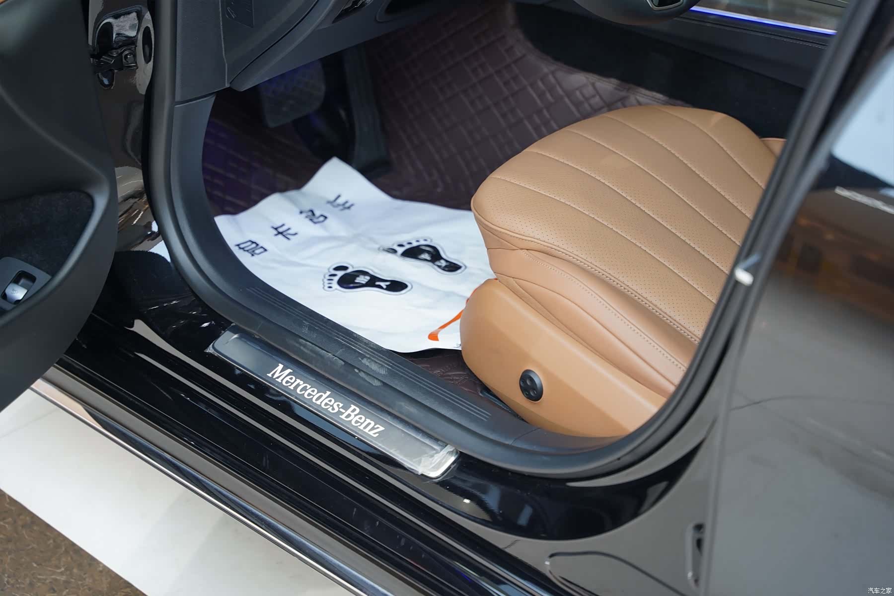 Mercedes-Benz E-Class, 2024 17