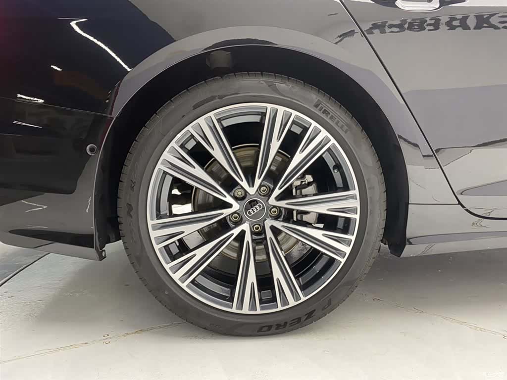 Audi A6L, 2025 11