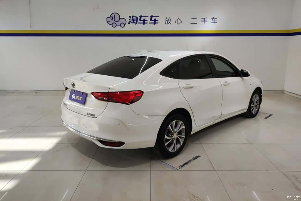 Buick Verano, 2022 3