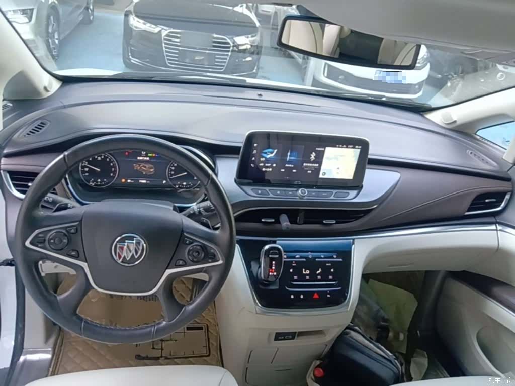 Buick GL8, 2021 10