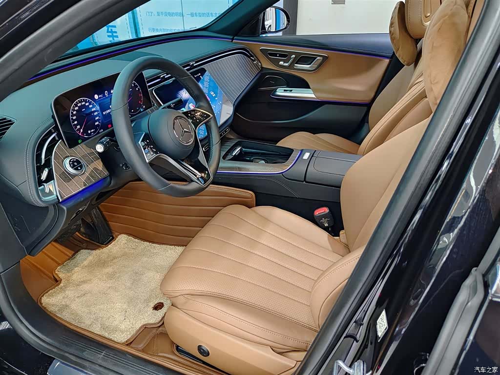 Mercedes-Benz E-Class, 2024 7