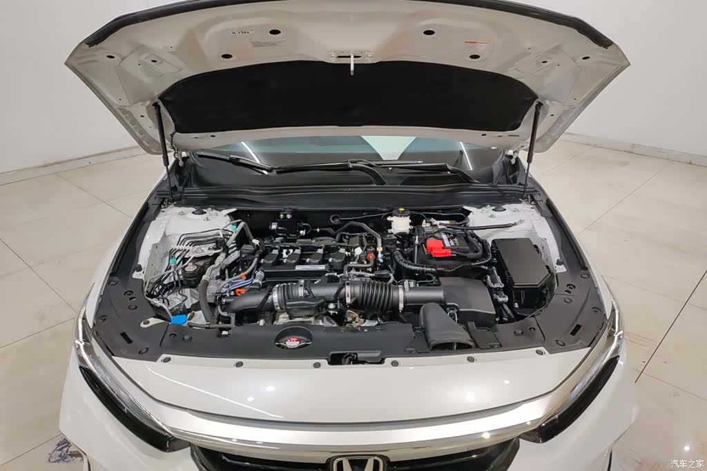 Honda Inspire, 2022 10