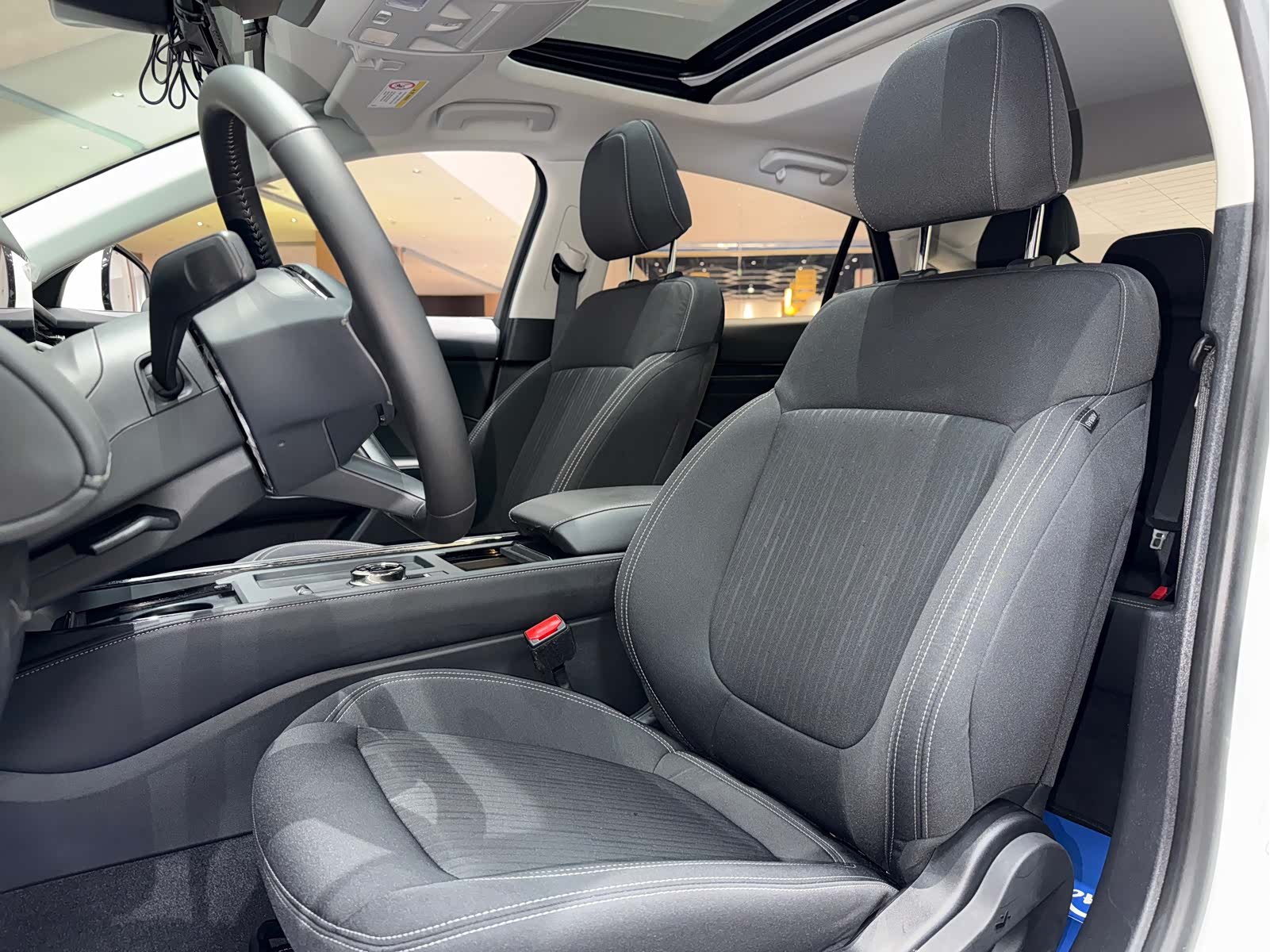 Ford Mondeo, 2023 9