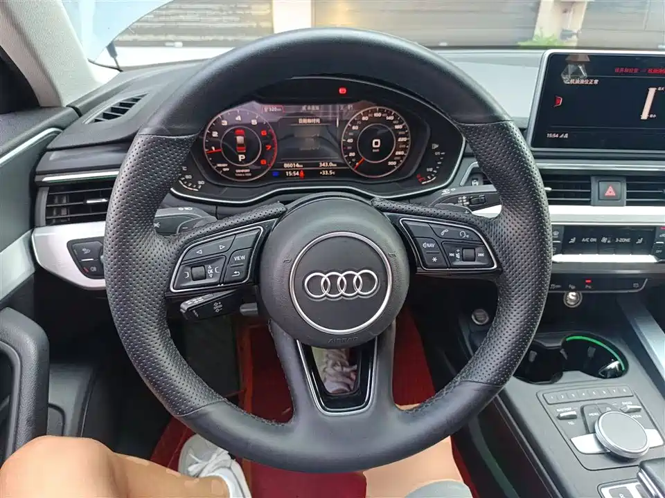Audi A4L
