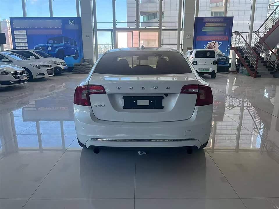 Volvo S60