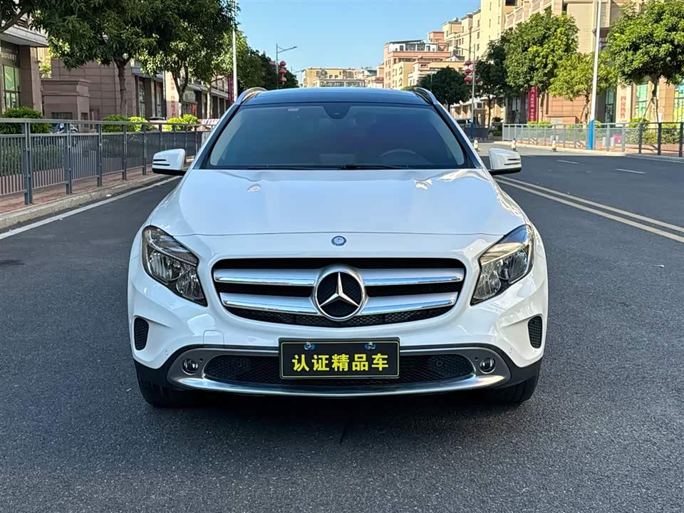 Mercedes-Benz GLA