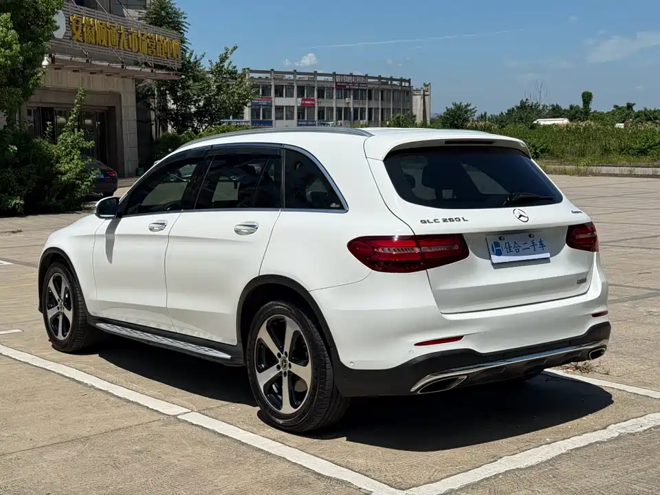 Mercedes-Benz GLC Mercedes-Benz GLC