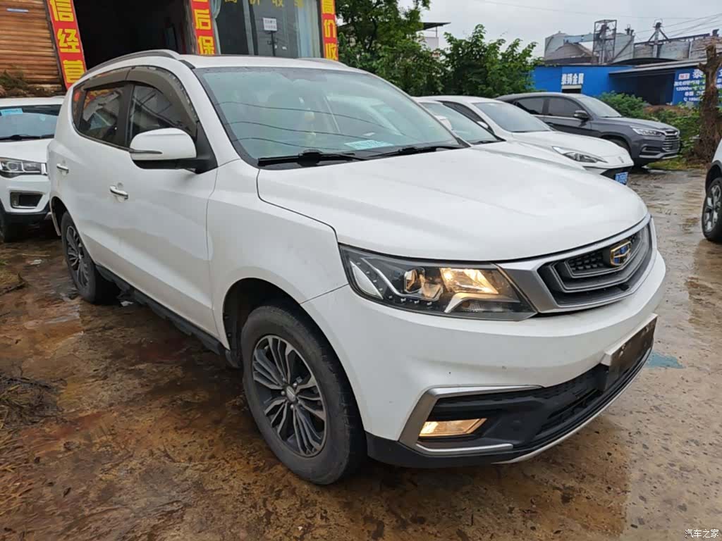 Geely X6, 2018 4