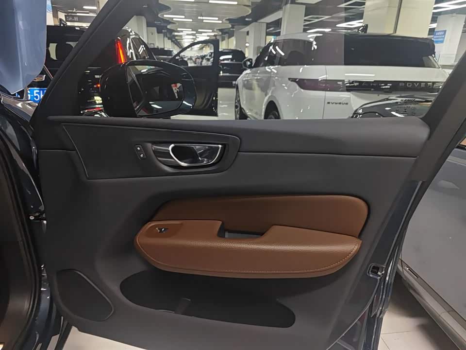 Tank Chengdu Car