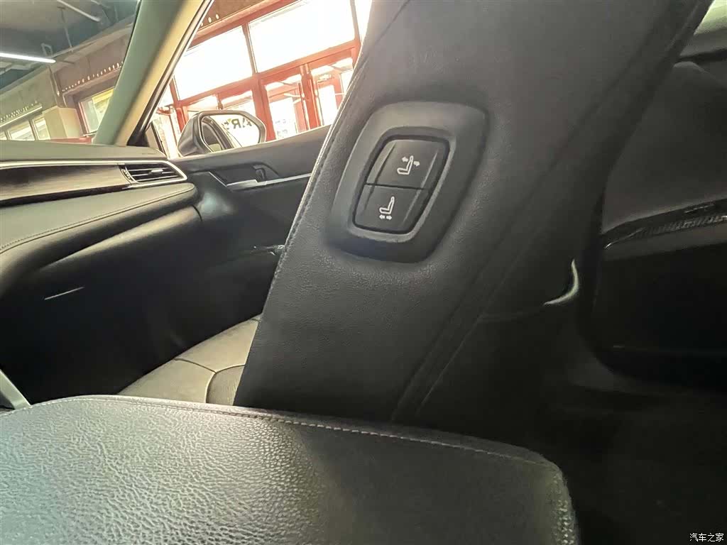 Toyota Camry, 2021 22