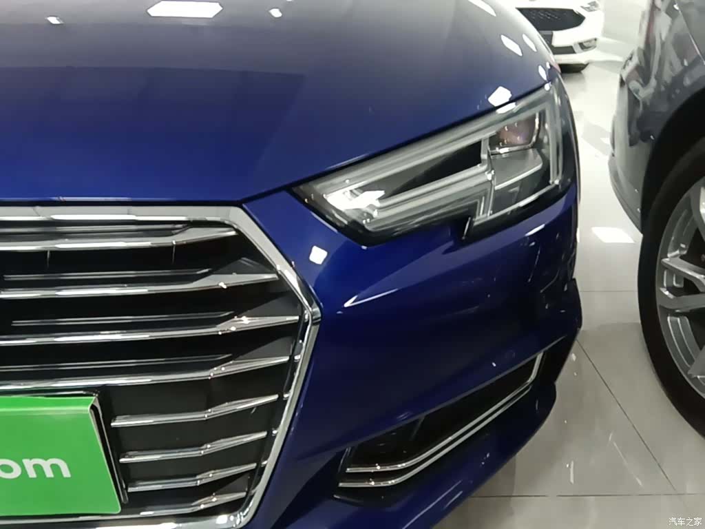Audi A4L, 2019 24