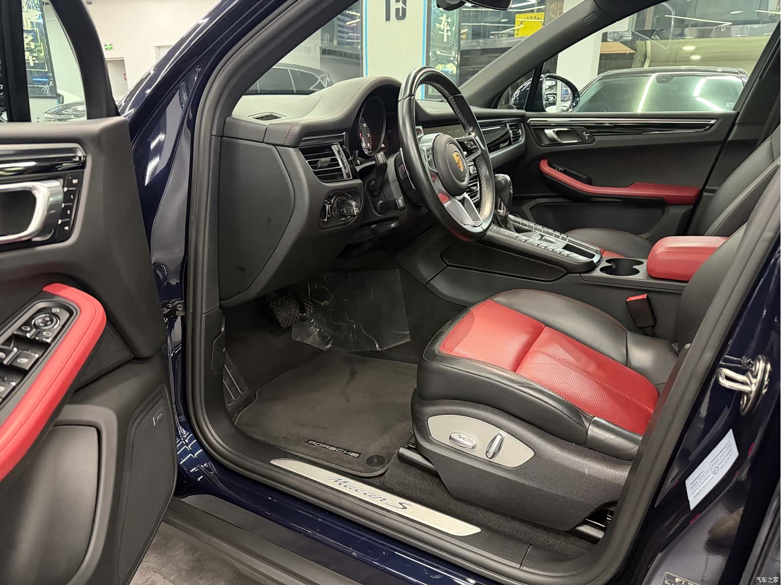 Porsche Macan, 2021 4