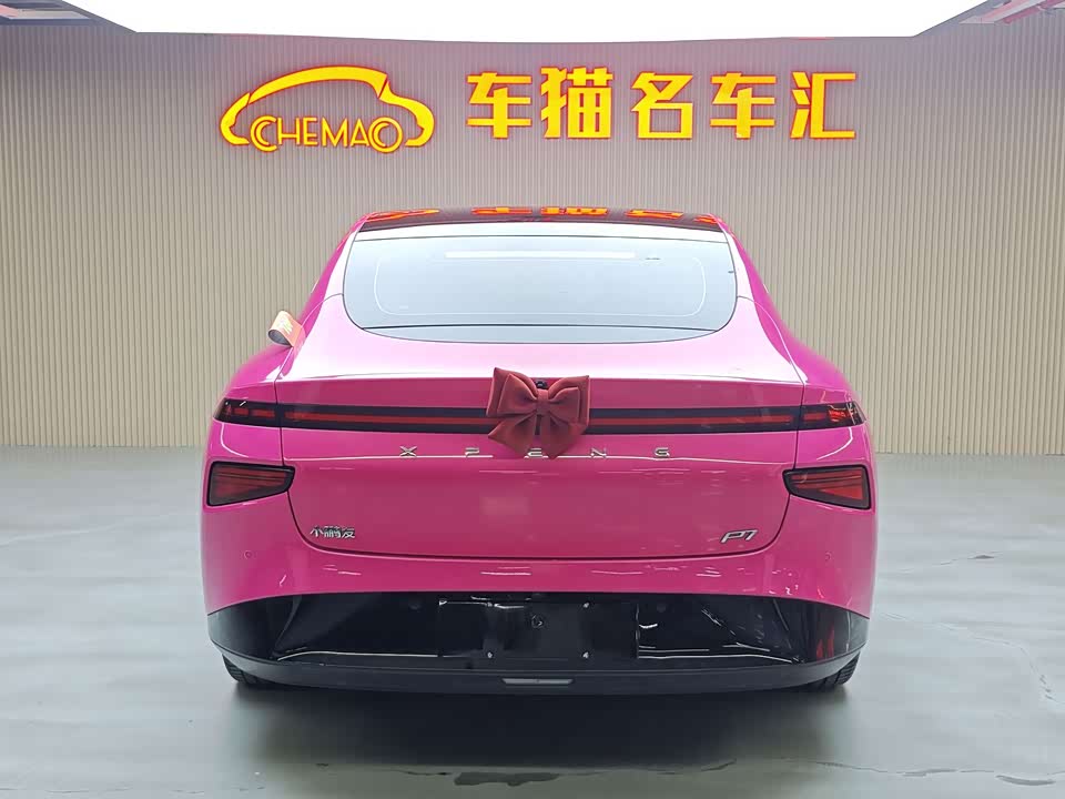 XPENG P7