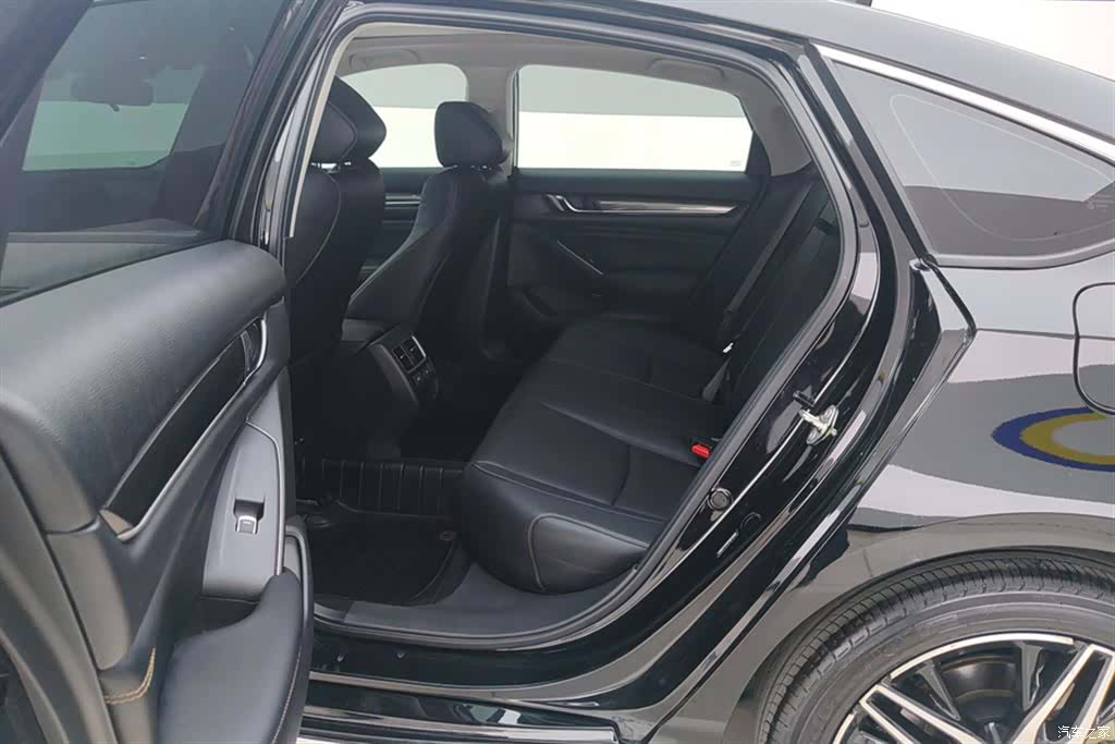 Honda Accord, 2022 11