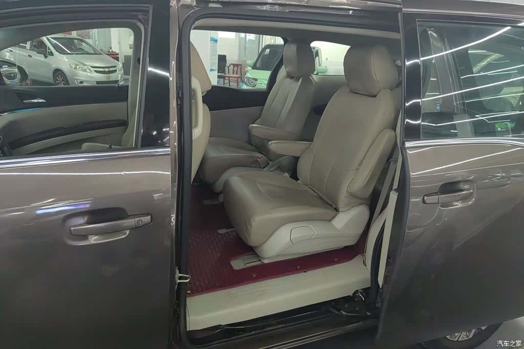 Buick GL8, 2022 11