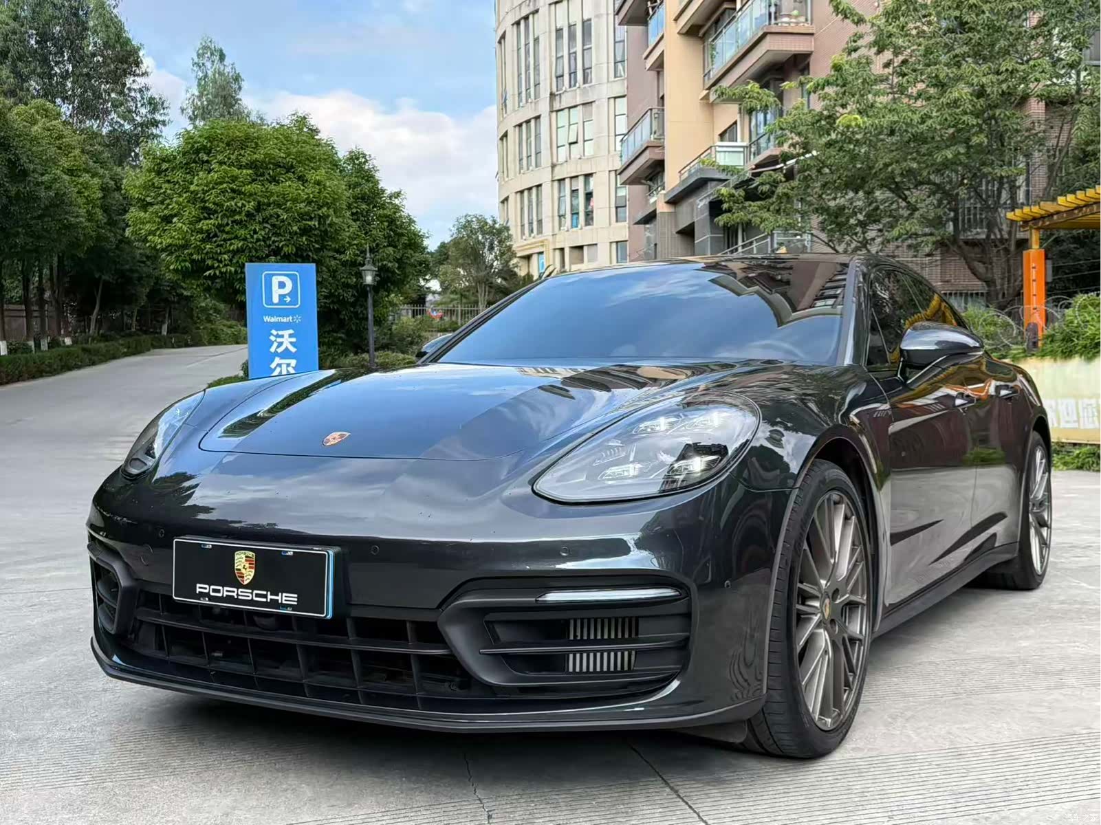 Porsche Panamera, 2023 38