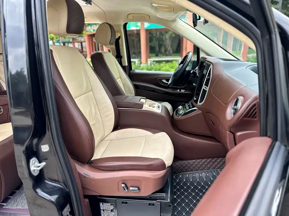 Mercedes-Benz V-class Mercedes-Benz V-class