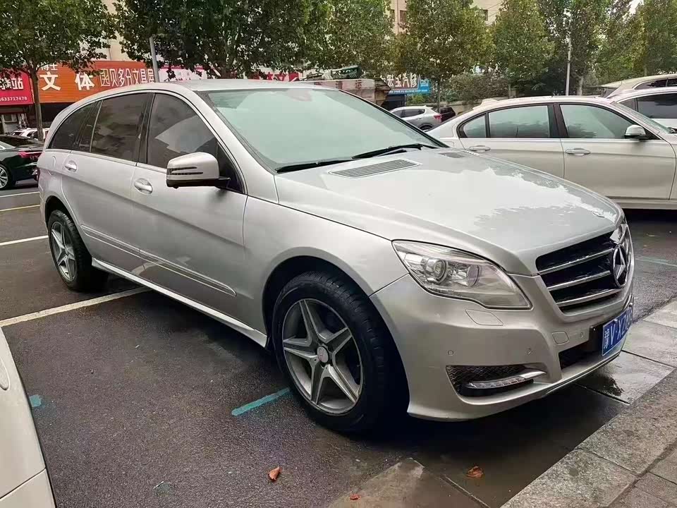 Mercedes-Benz R-class