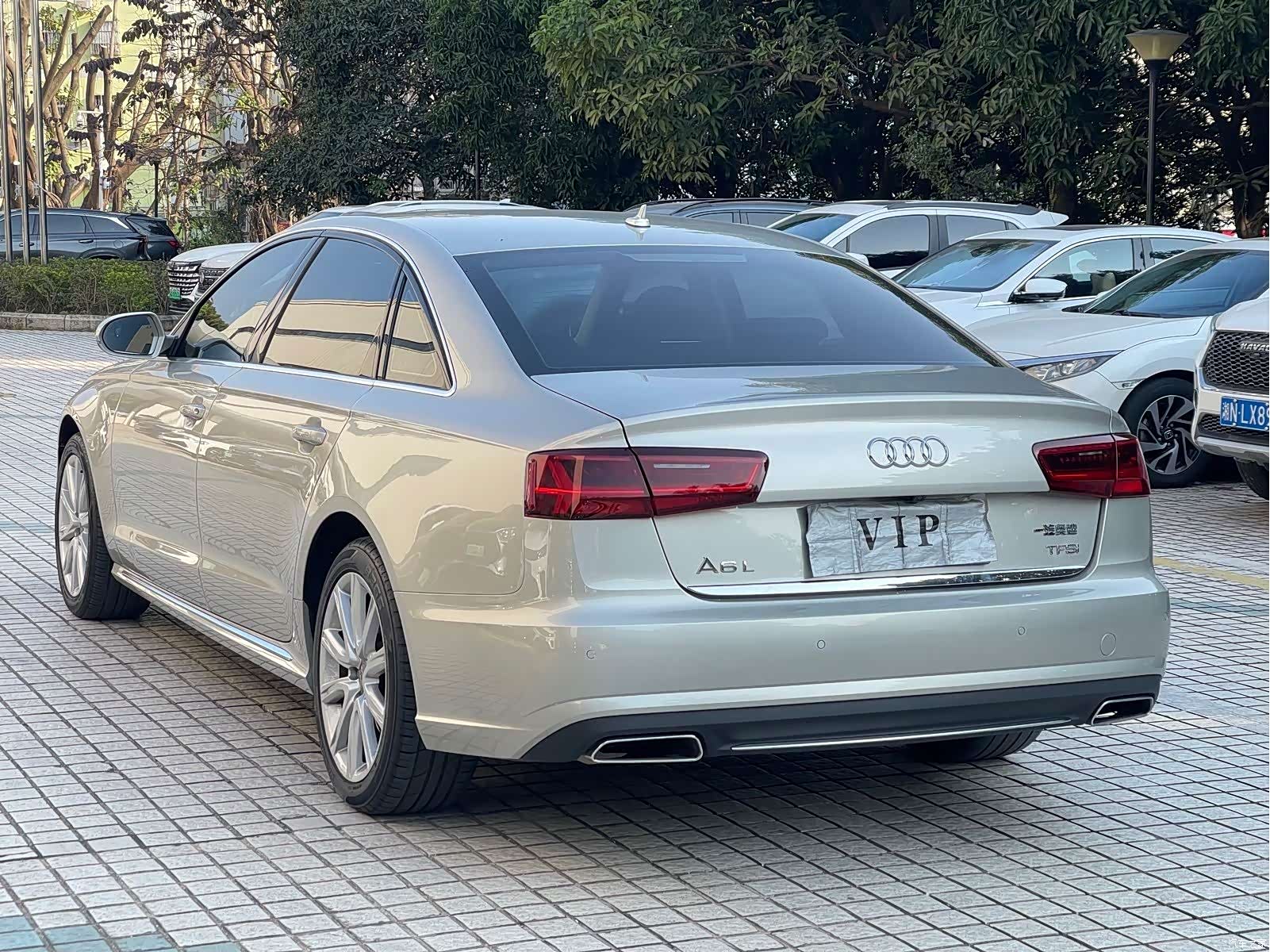 Audi A6L, 2018 все фото