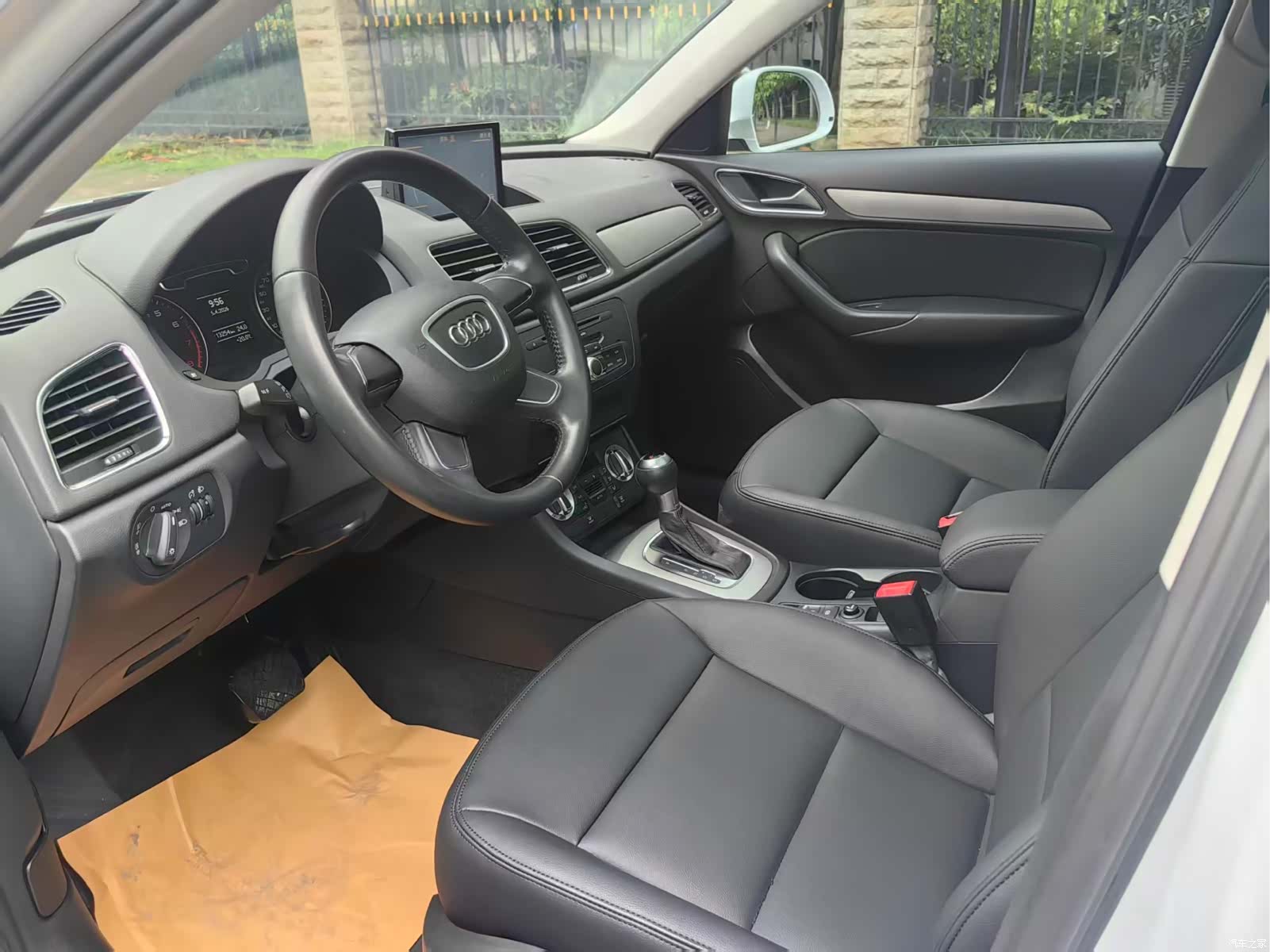 Audi Q3, 2014 15