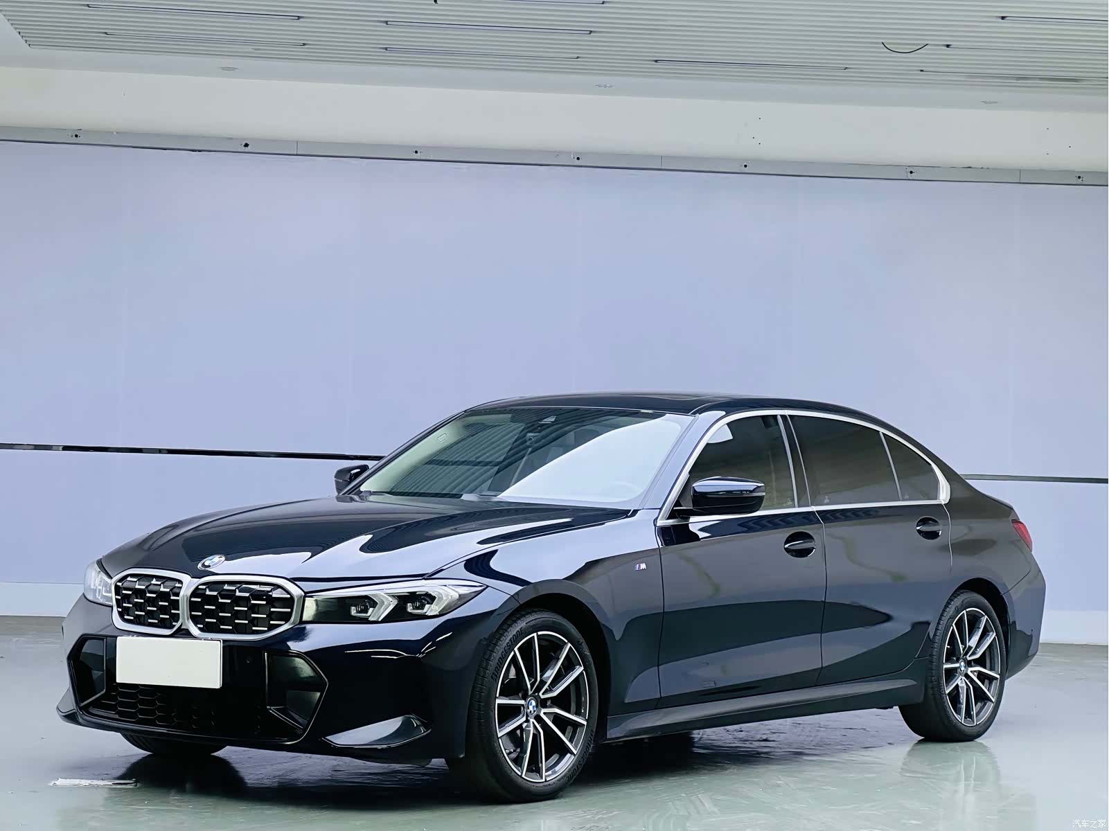 BMW 3 Series, 2023 1