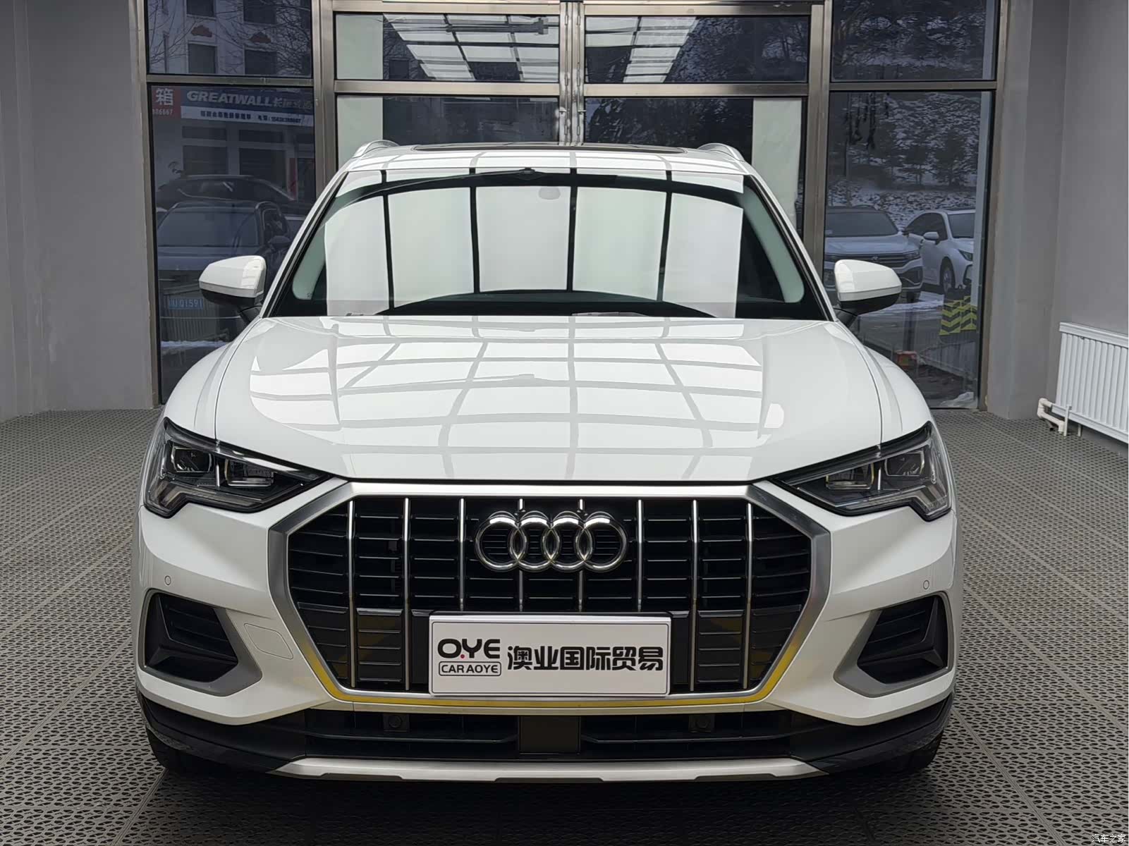 Audi Q3, 2022 2