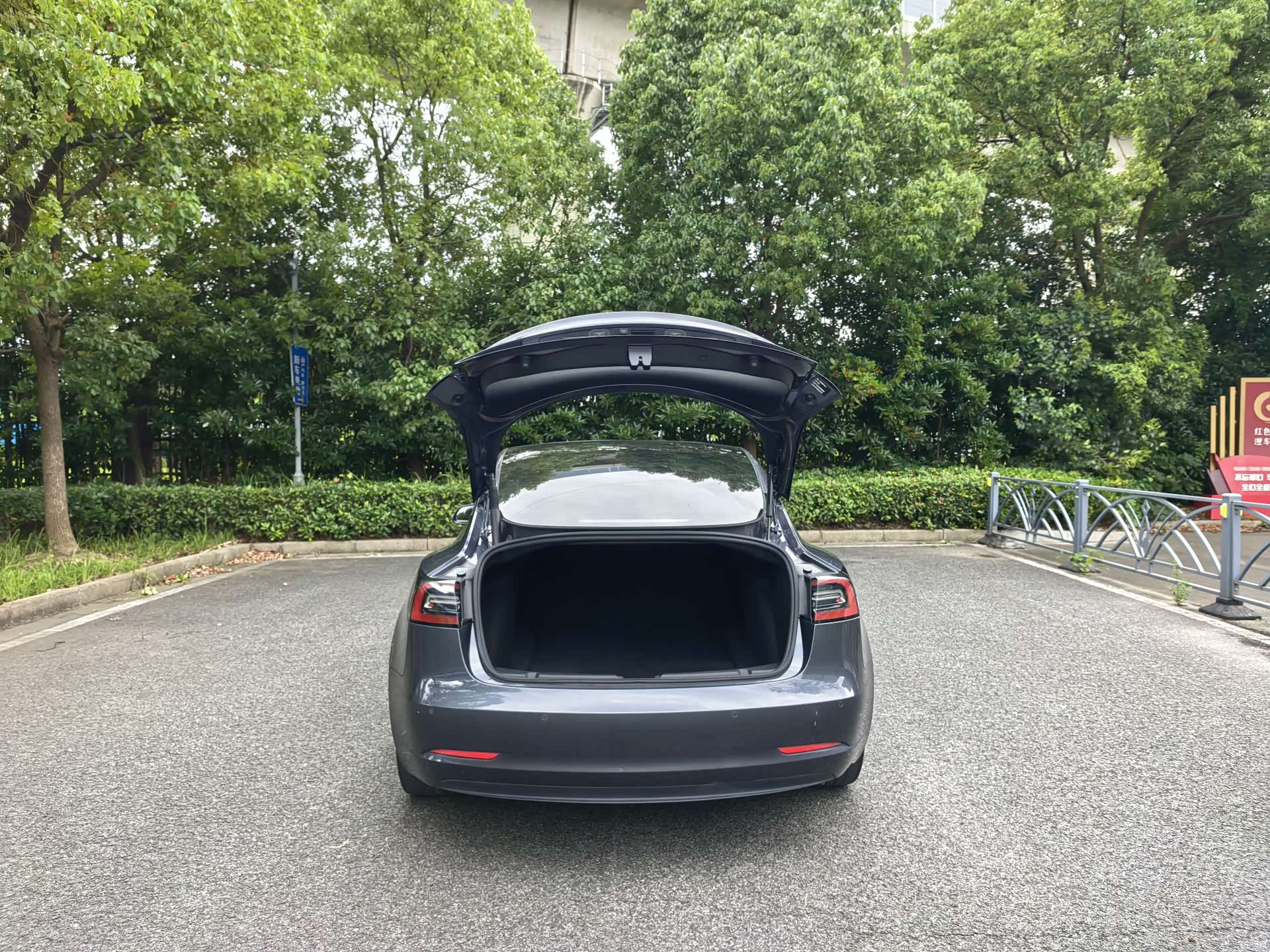 Tesla Model 3, 2021 16