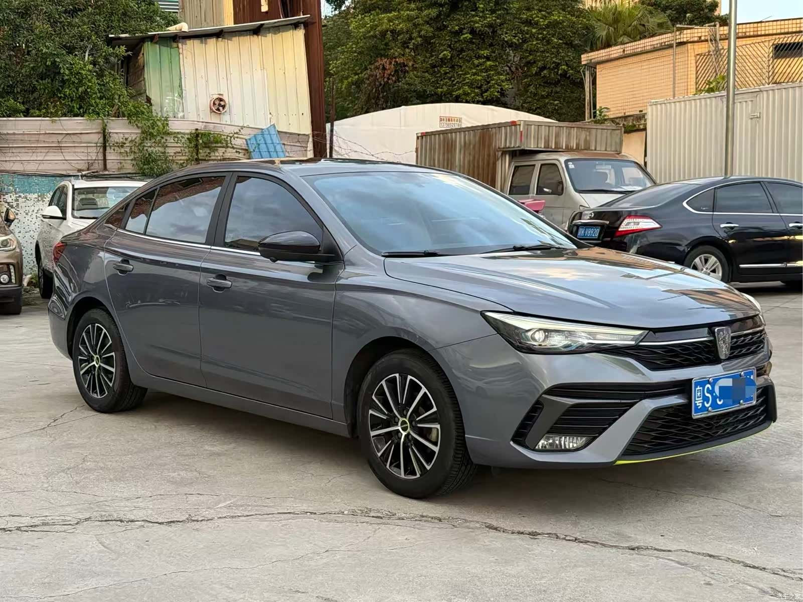 Roewe i5, 2022 3