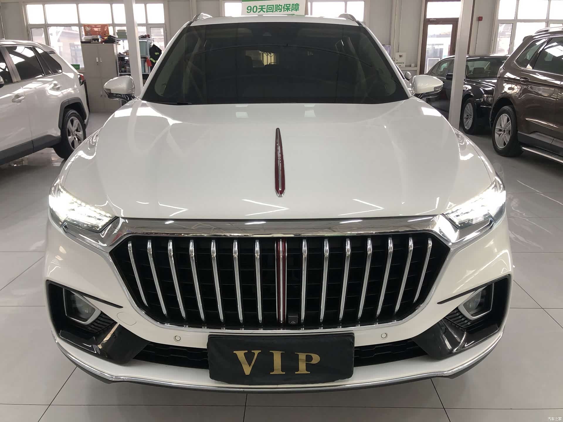 Hongqi HS5, 2022 2