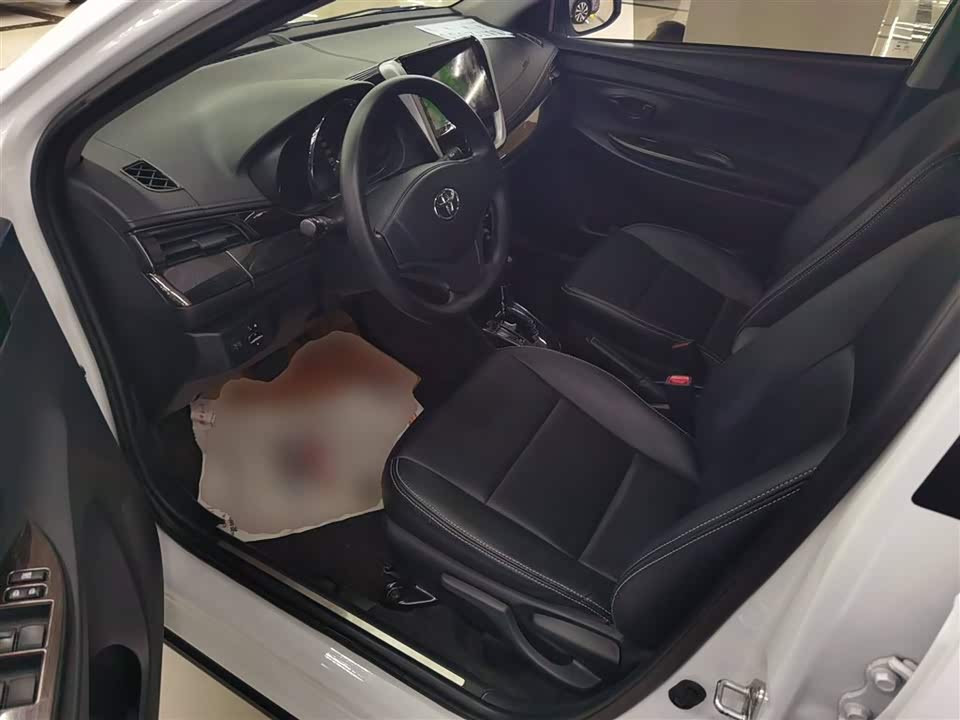 Toyota YARiS L Zhixuan