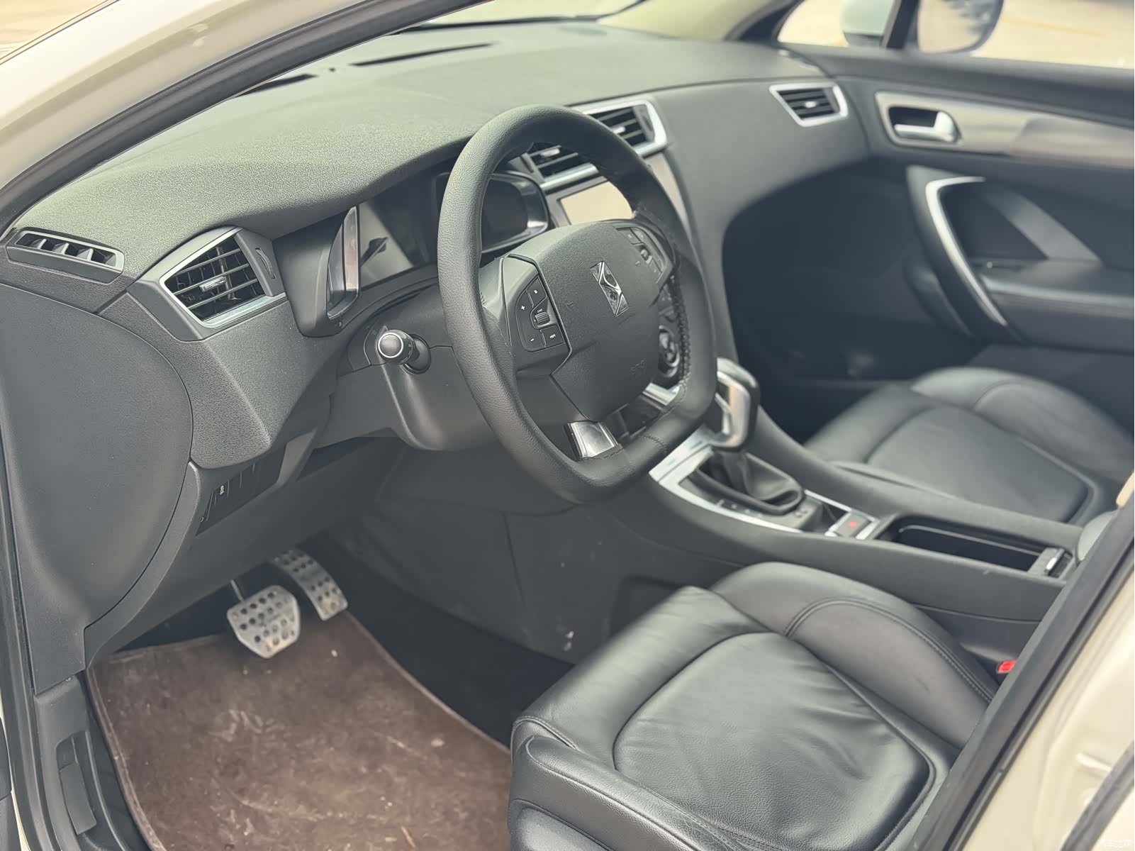 DS THP160, 2014 4