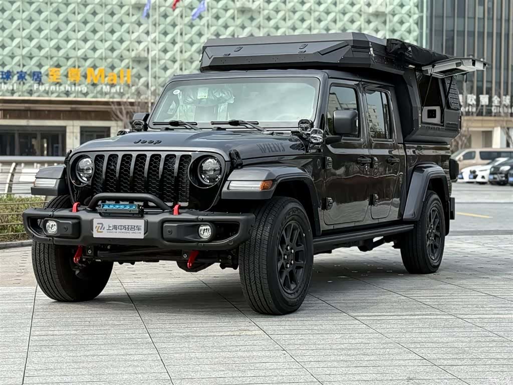 Jeep Gladiator, 1900 3