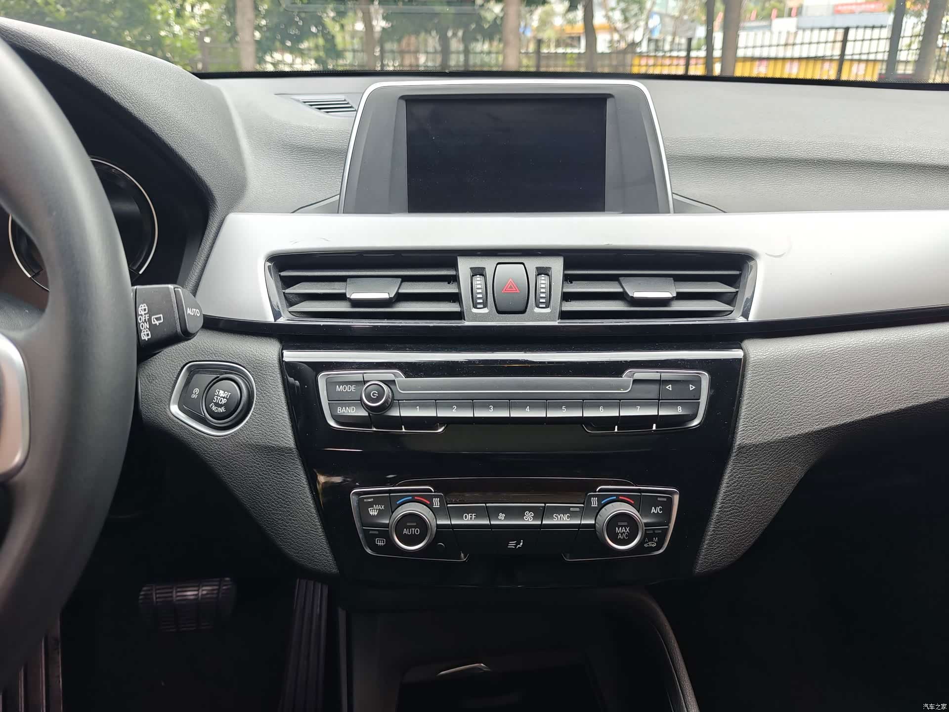 BMW X1, 2018 11