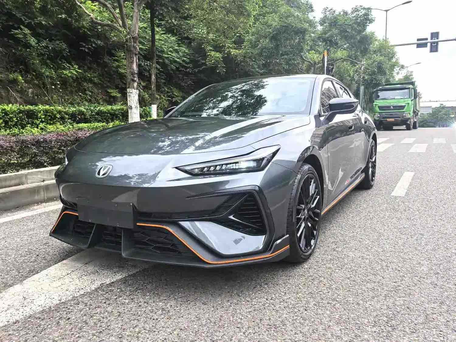 Changan UNI-V