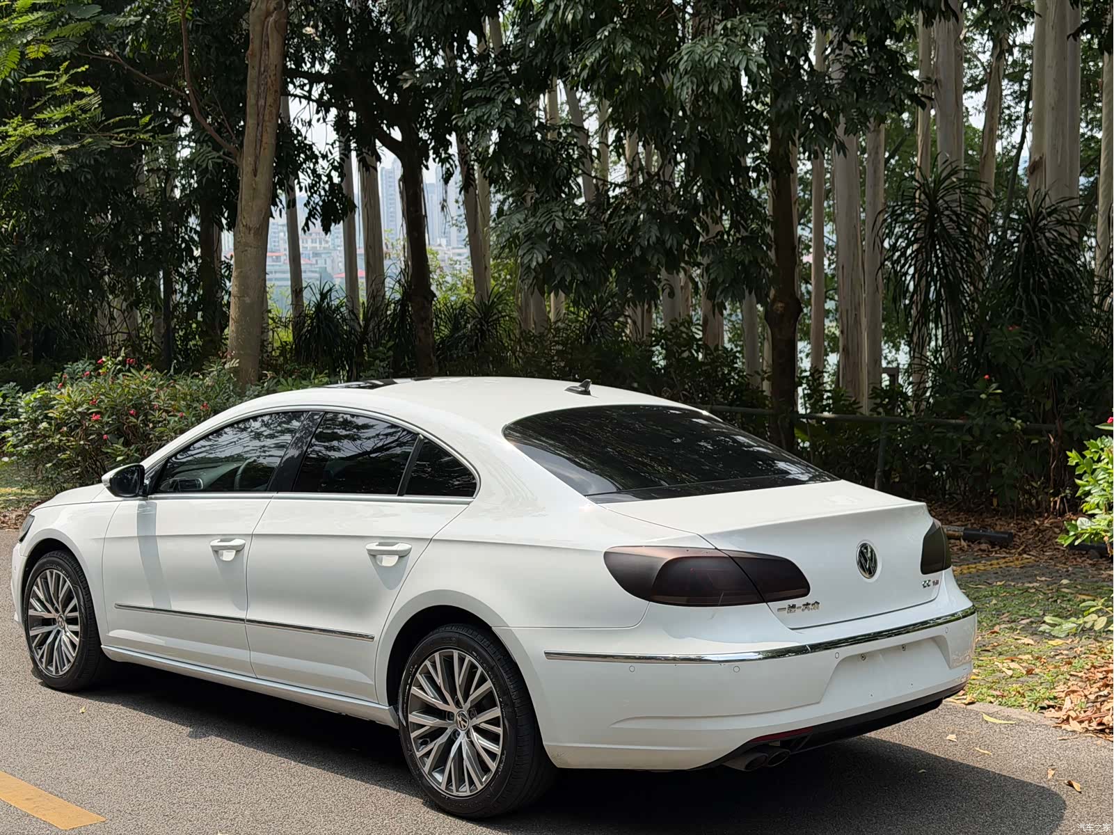 Volkswagen CC, 2014 3