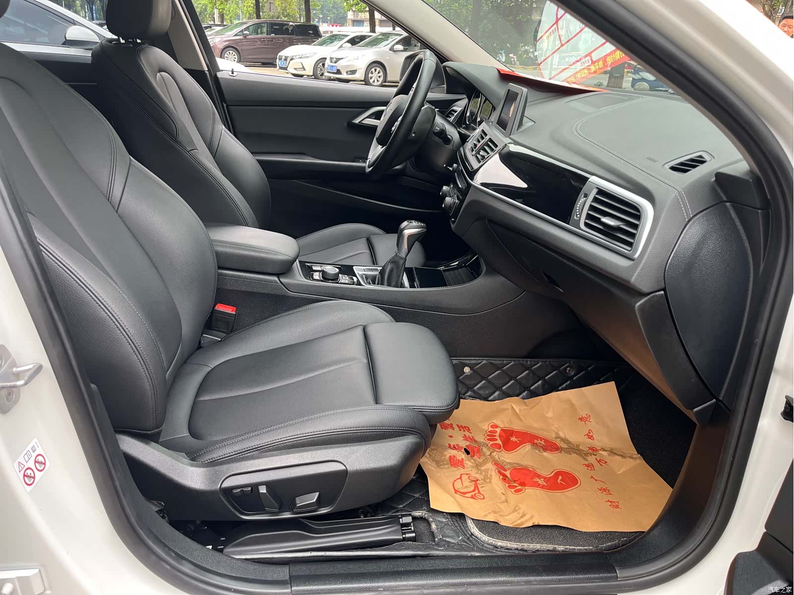 BMW 1 Series, 2018 9
