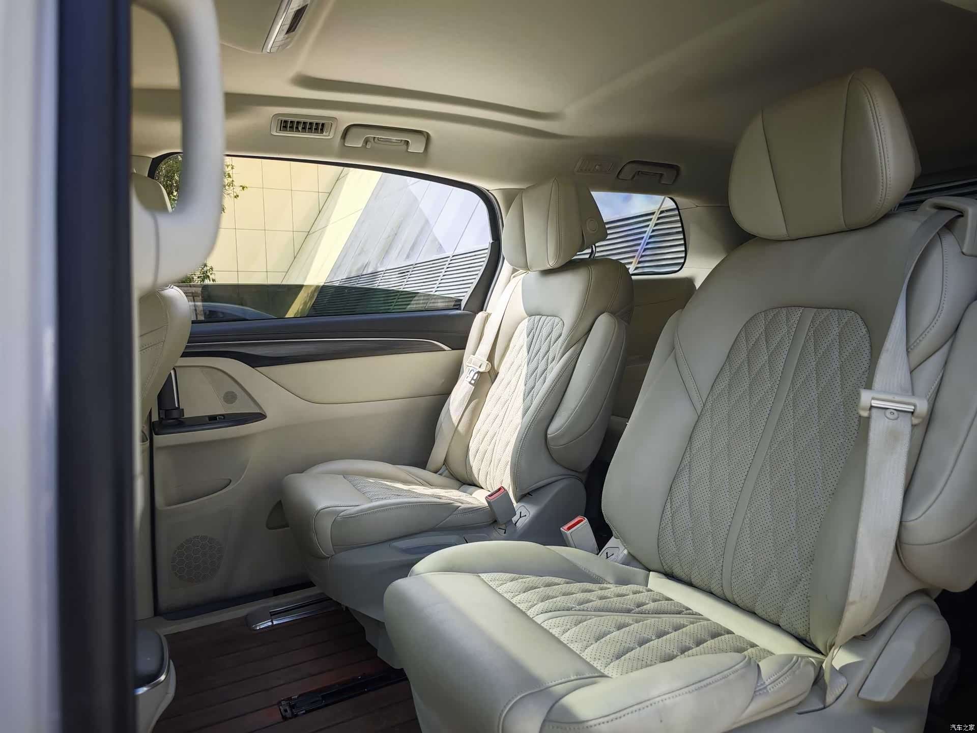 Buick GL8, 2022 15