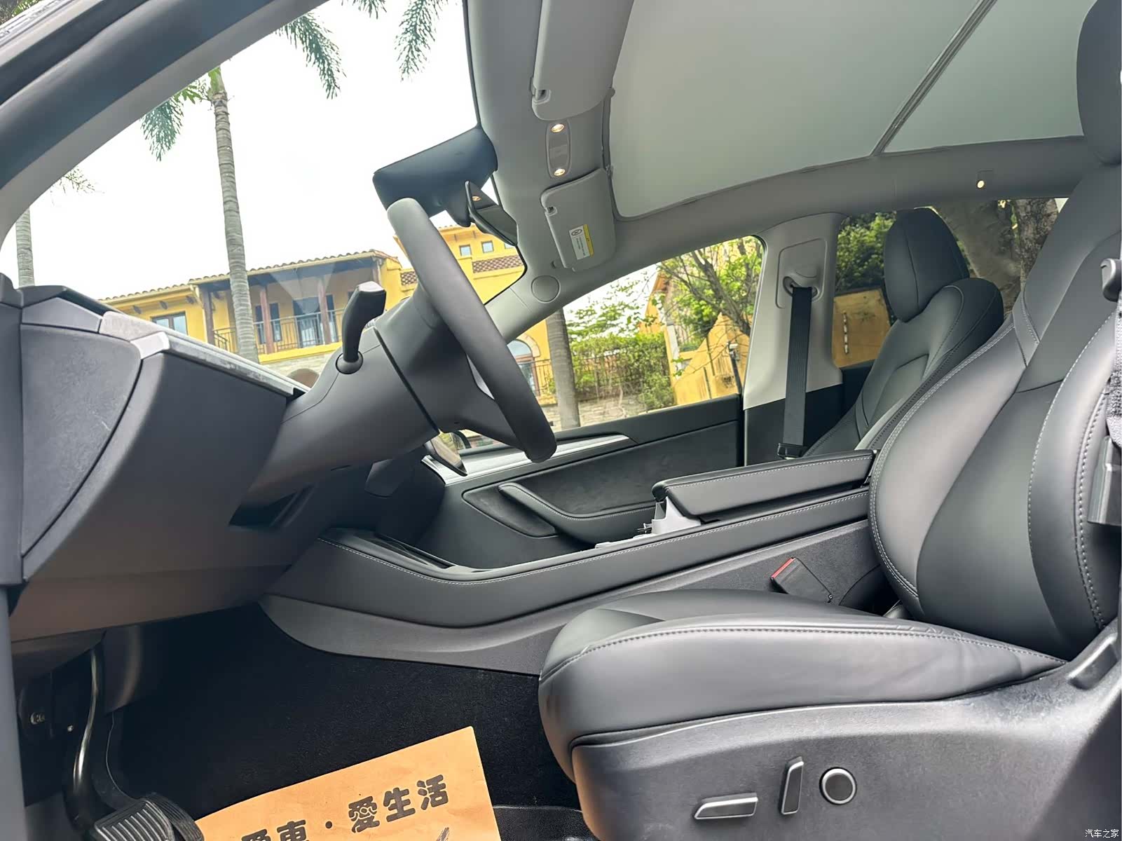Tesla Model Y, 2024 6