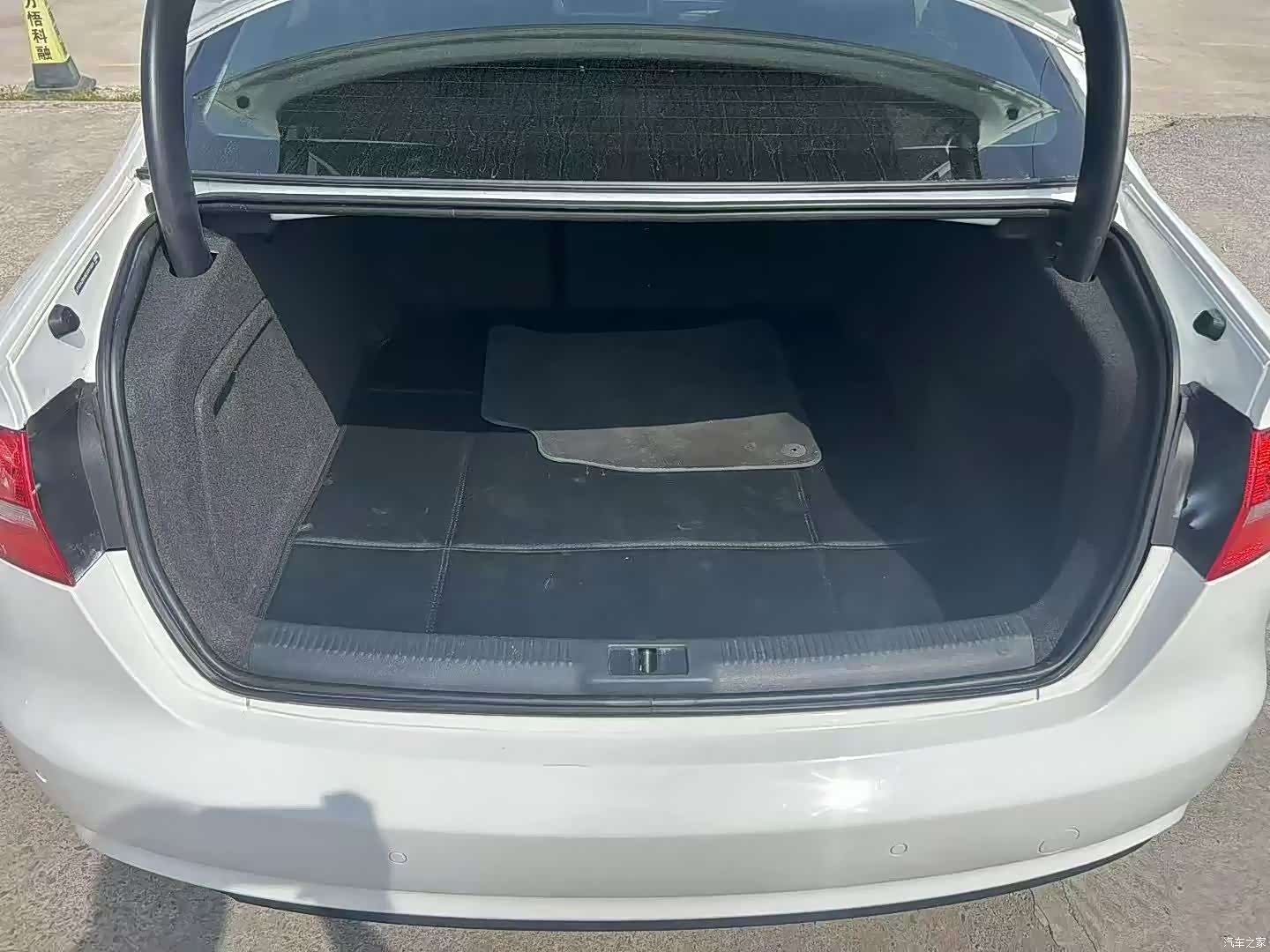 Audi A4L, 2013 7