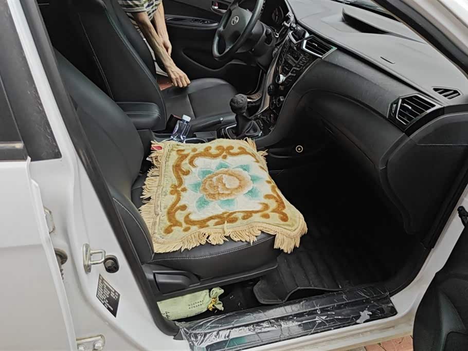 BYD F3
