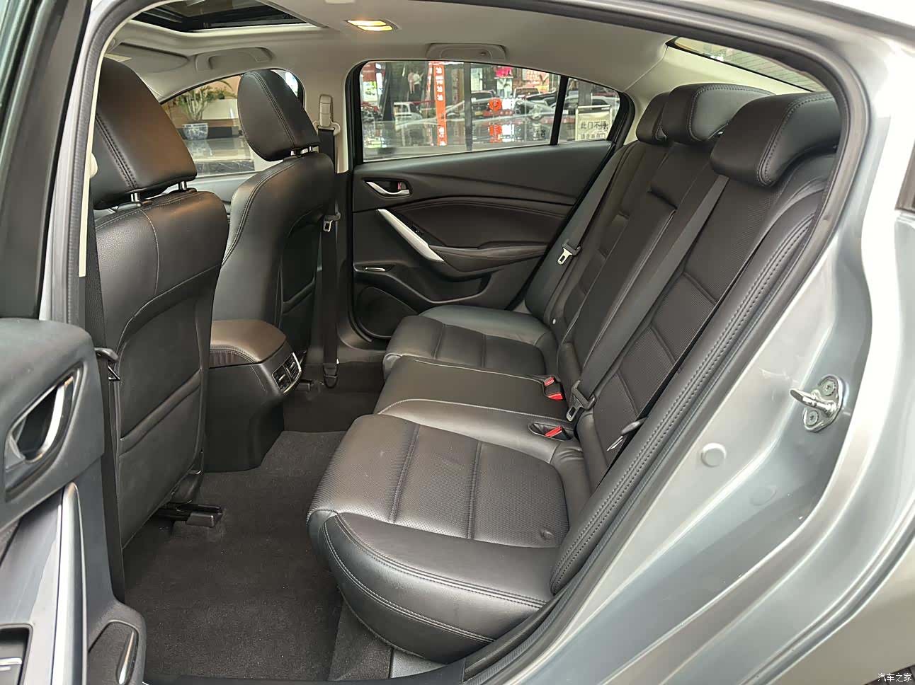 Mazda Atenza, 2018 9