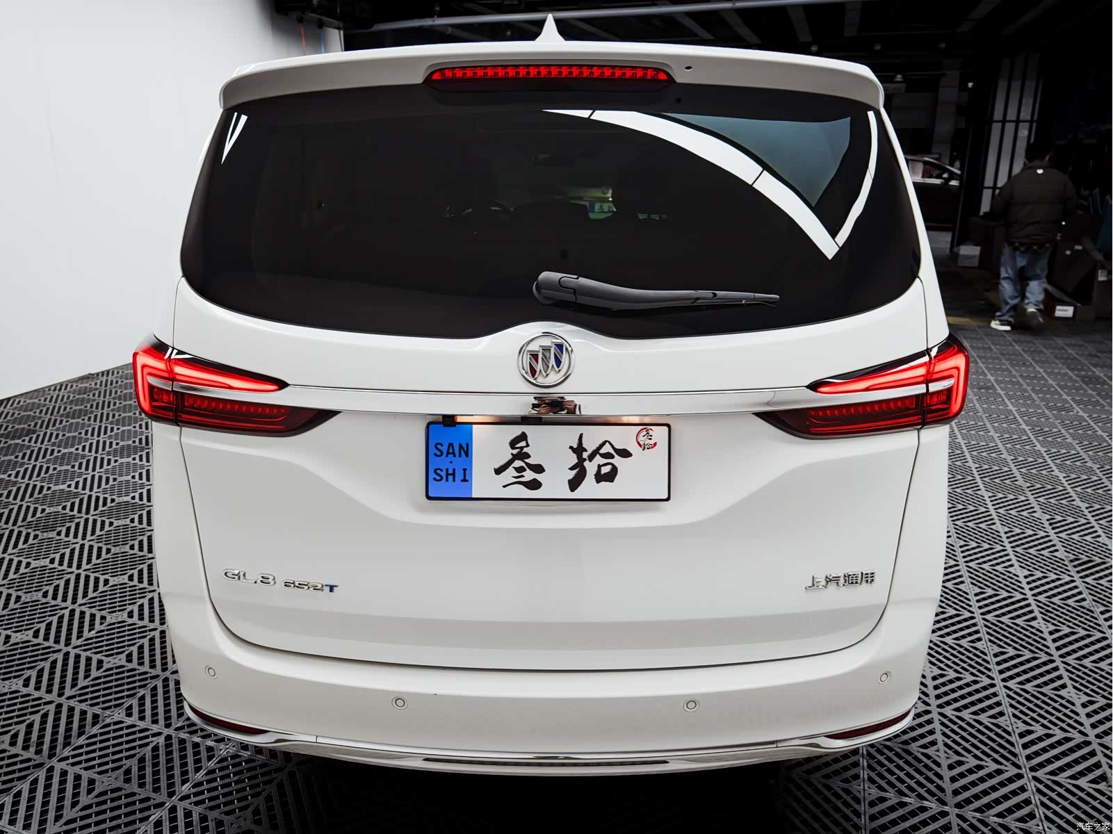 Buick GL8, 2022 9