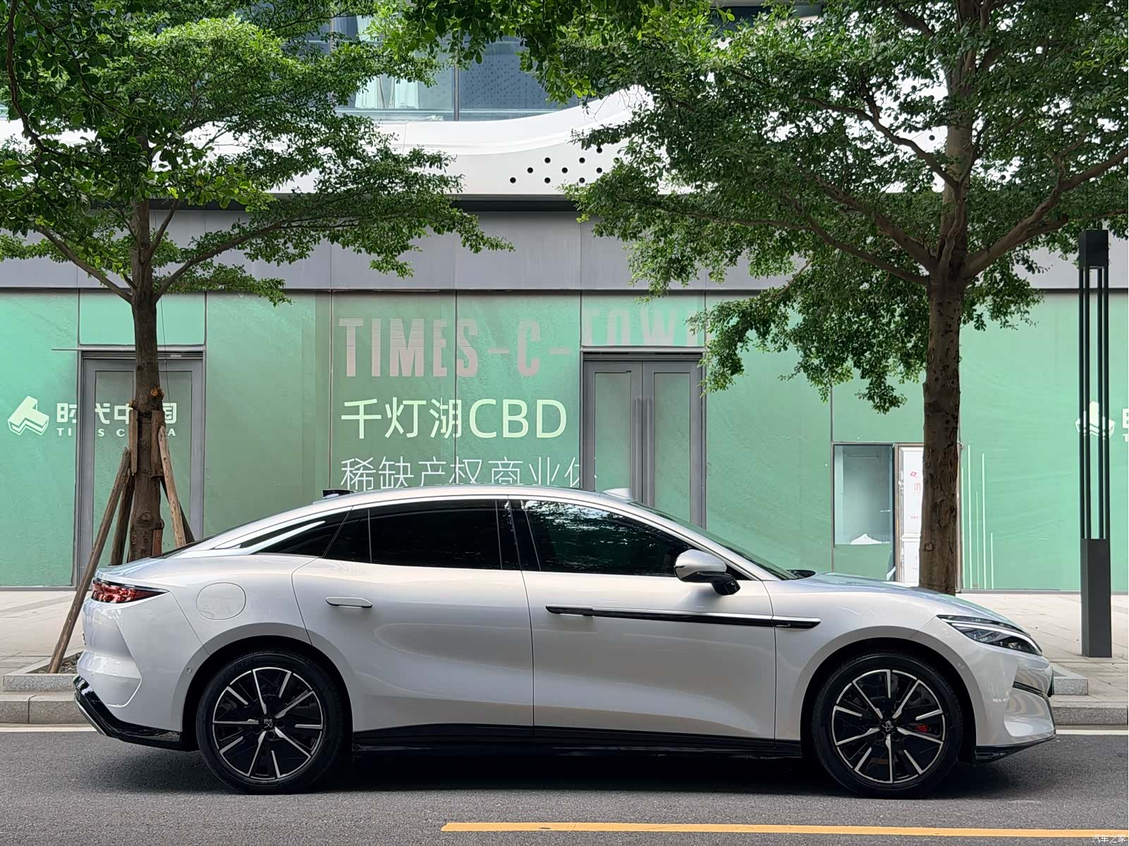 BYD Han, 2025 8