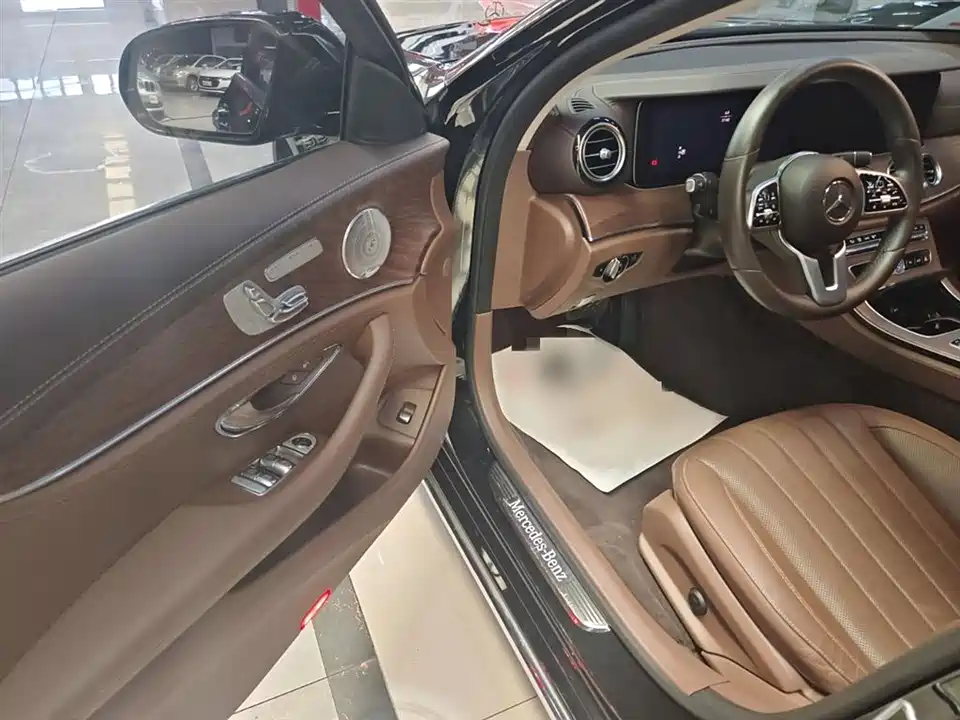 Mercedes-Benz E-class Mercedes-Benz E-class