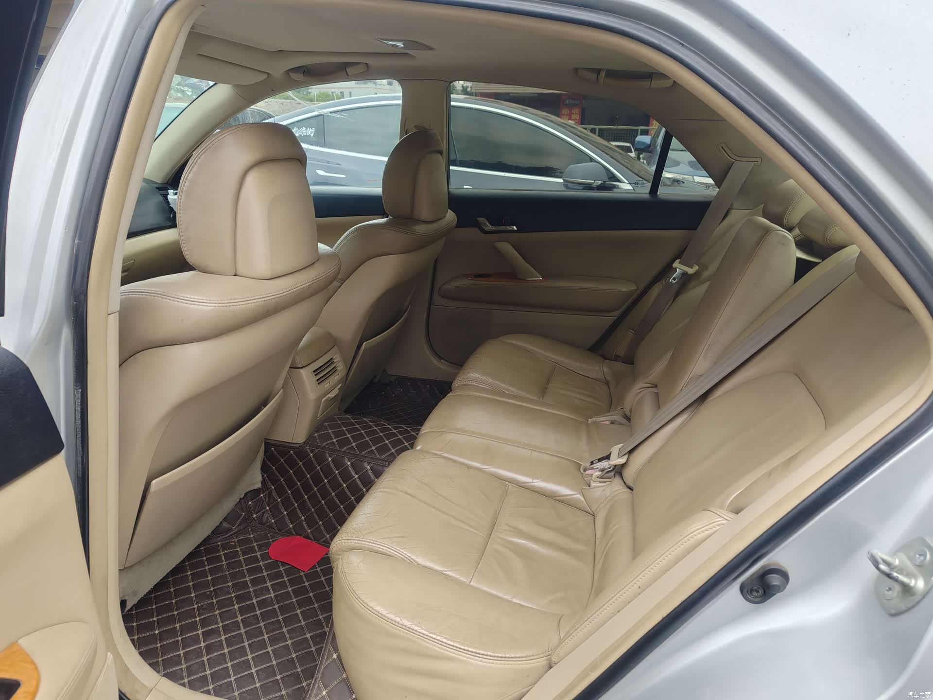 Toyota 2.5V, 2006 9