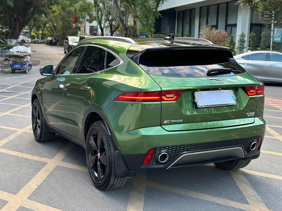 Jaguar E-PACE